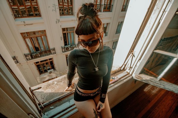 La guía completa para gestionar tu proyecto de diseño gráfico freelance desde casa con éxito